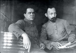Ф. Э. Дзержинский и Я. Х. Петерс. Москва, 1918-1919 годы. Источник https://ru.wikipedia.org/.