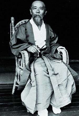Японский премьер «Ито» «Хиробуми». Начал свою карьеру с поджога английского посольства. В 1909 словил пулю за то, что отдал приказ об убийстве императрицы Кореи (ей отрубили мечом руки).